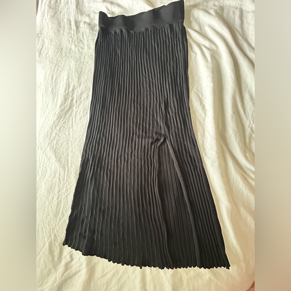 Aritzia Wilfred Zeta Knit Slit Midi Skirt - Black